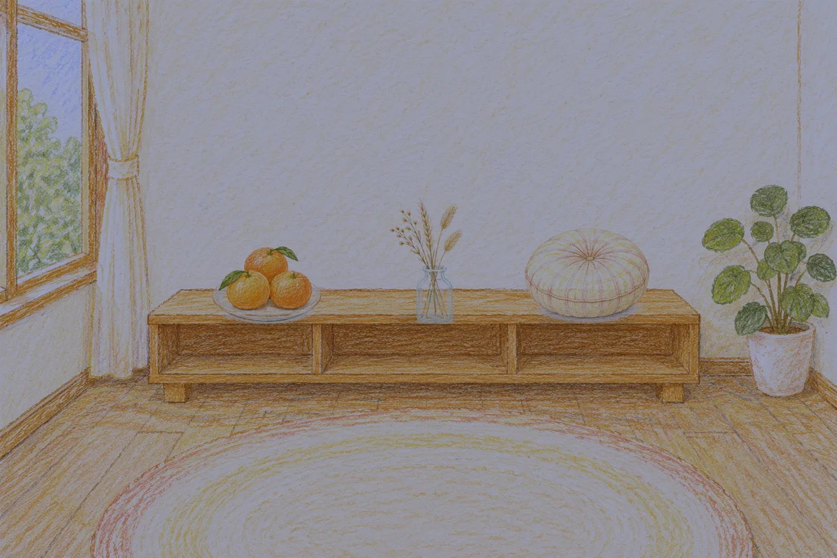 판교 여성전용 바디 경락 안내 그림, 밤의 창가 낮은 선반 위에 놓인 귤이 담긴 접시, 마른 풀을 꽂은 항아리, 둥근 쿠션