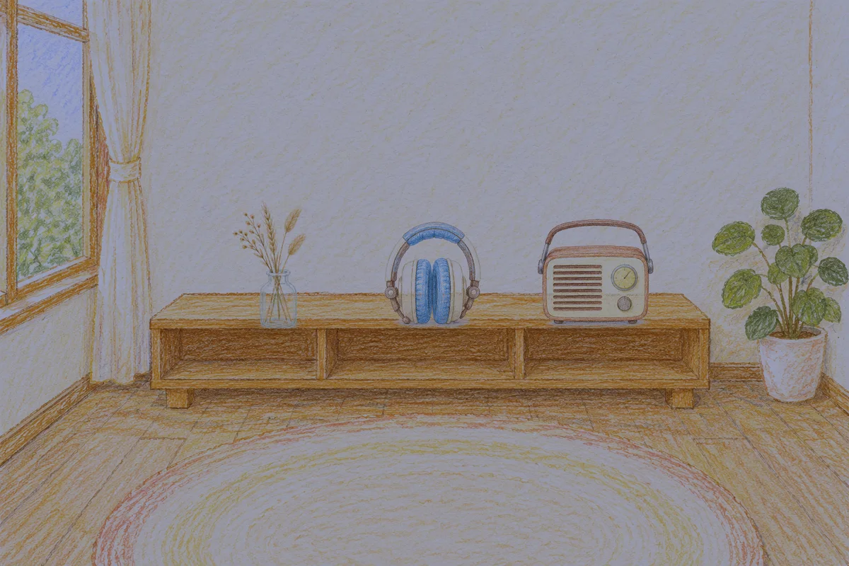 역삼동 여성전용 브라이덜 케어 안내 그림, 밤의 창가 낮은 선반 위에 놓인 마른 풀을 꽂은 항아리, 헤드폰, 작은 라디오